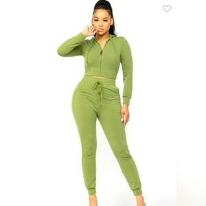 119. Light Olive Crop Top Zip Hoodie & Joggers with Drawstring and Pockets Set